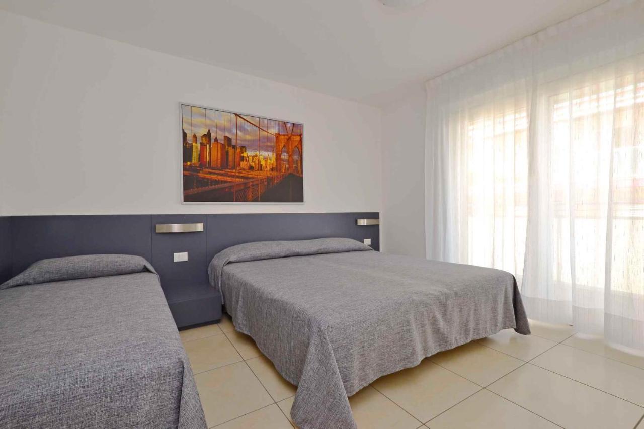 Apartments In Lignano 21701 Lignano Sabbiadoro Bagian luar foto