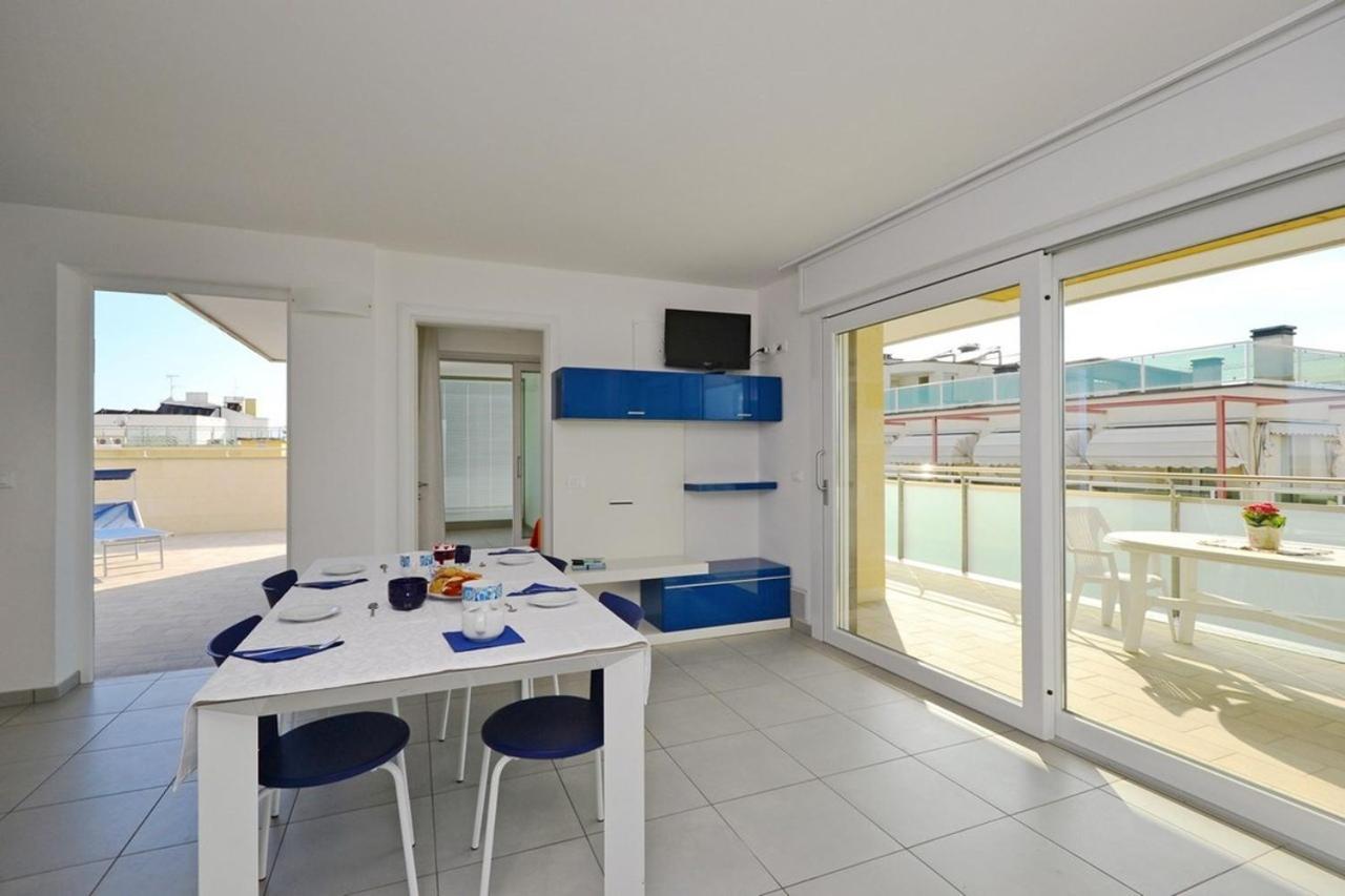 Apartments In Lignano 21701 Lignano Sabbiadoro Bagian luar foto